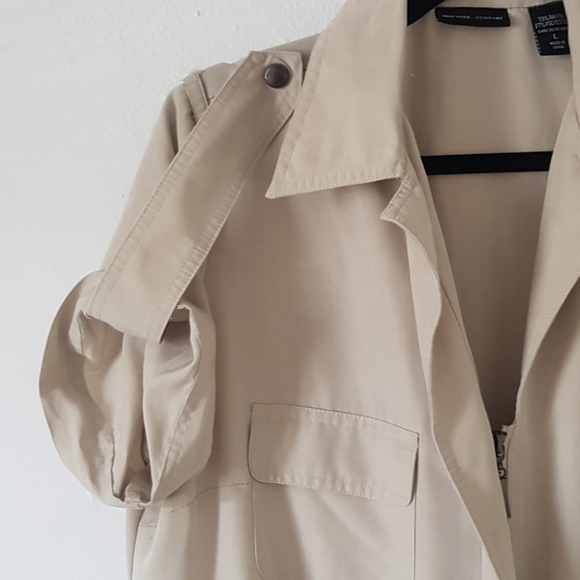 Dress - Picture 2 of 5